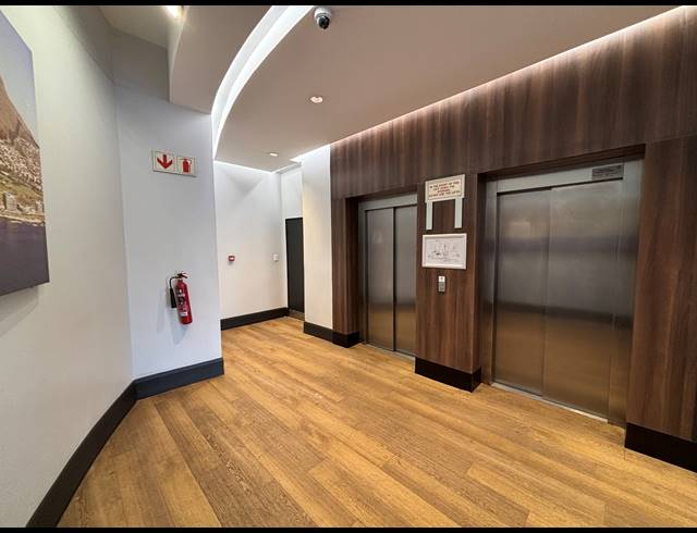 840M² OFFICE TO LET IN TYGER VALLEY
